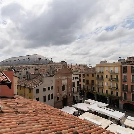 Enjoy - Orologio, Piazza Dei Signori * Padova