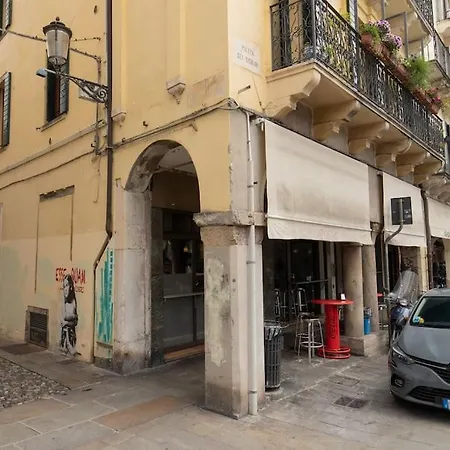 Enjoy - Orologio, Piazza Dei Signori דירה *