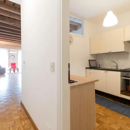 Enjoy - Orologio, Piazza Dei Signori *