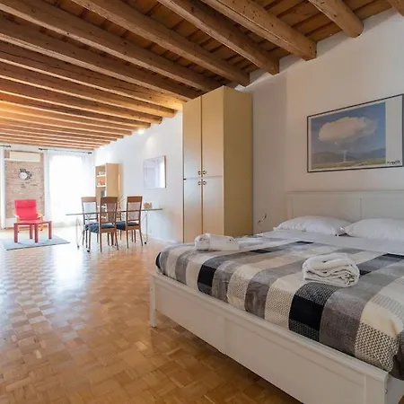 דירה Enjoy - Orologio, Piazza Dei Signori